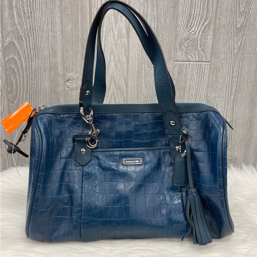 Coach Avery satchel in peacock - rare - croc embossed - used twice - like new​​​